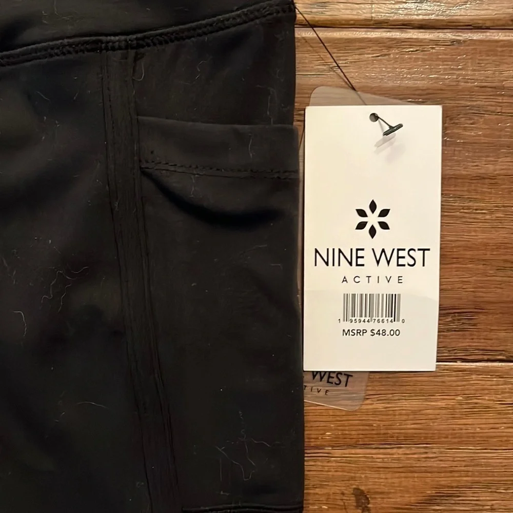 Nine West athletic shorts - Picture 5 of 6